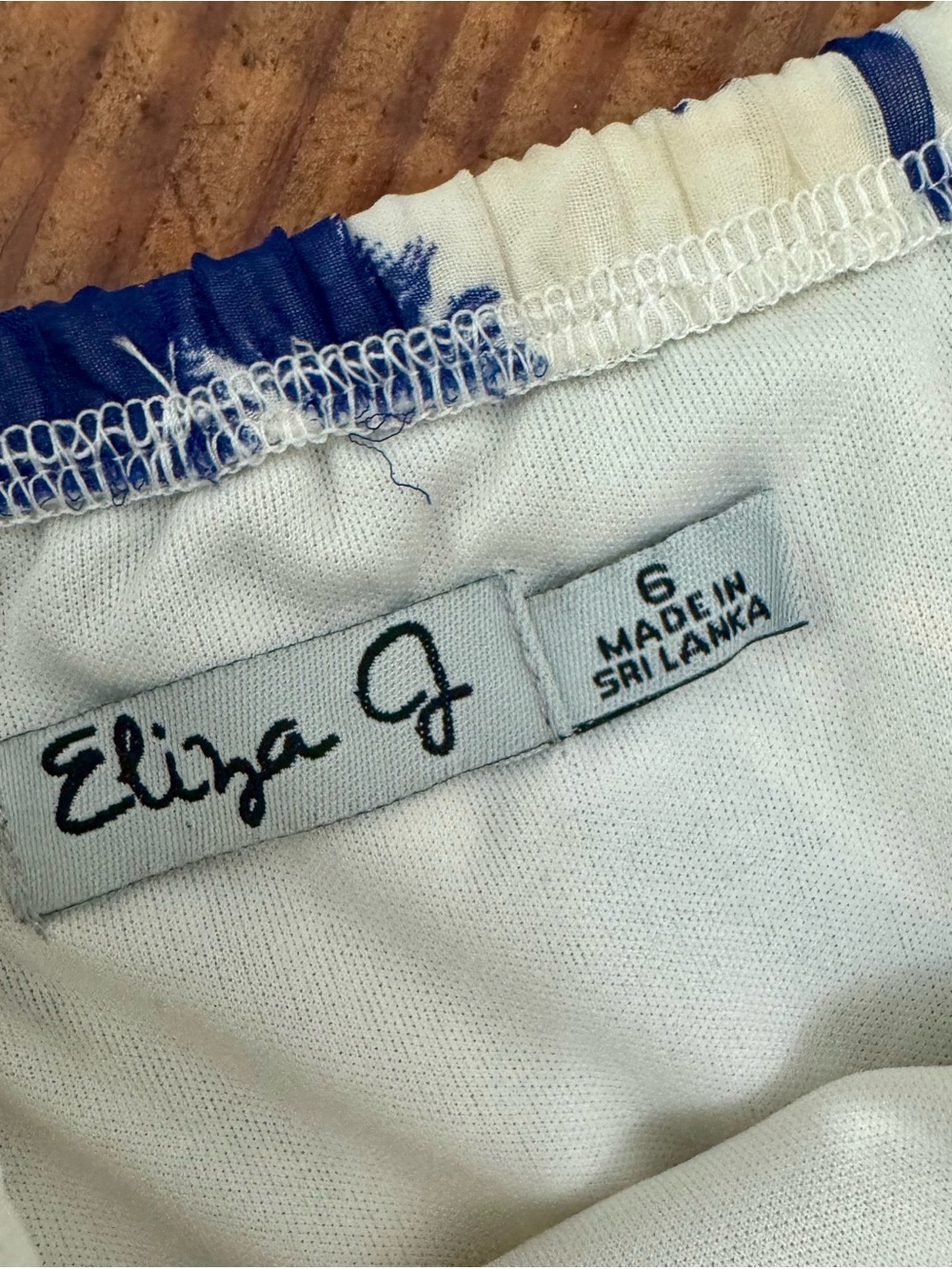 Eliza J Royal & White Dress Size 6 - Picture 3 of 4